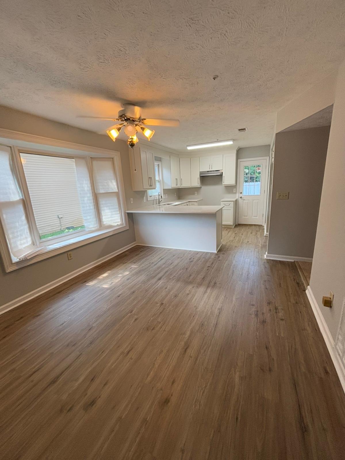 URI Painting & Renovation LLC