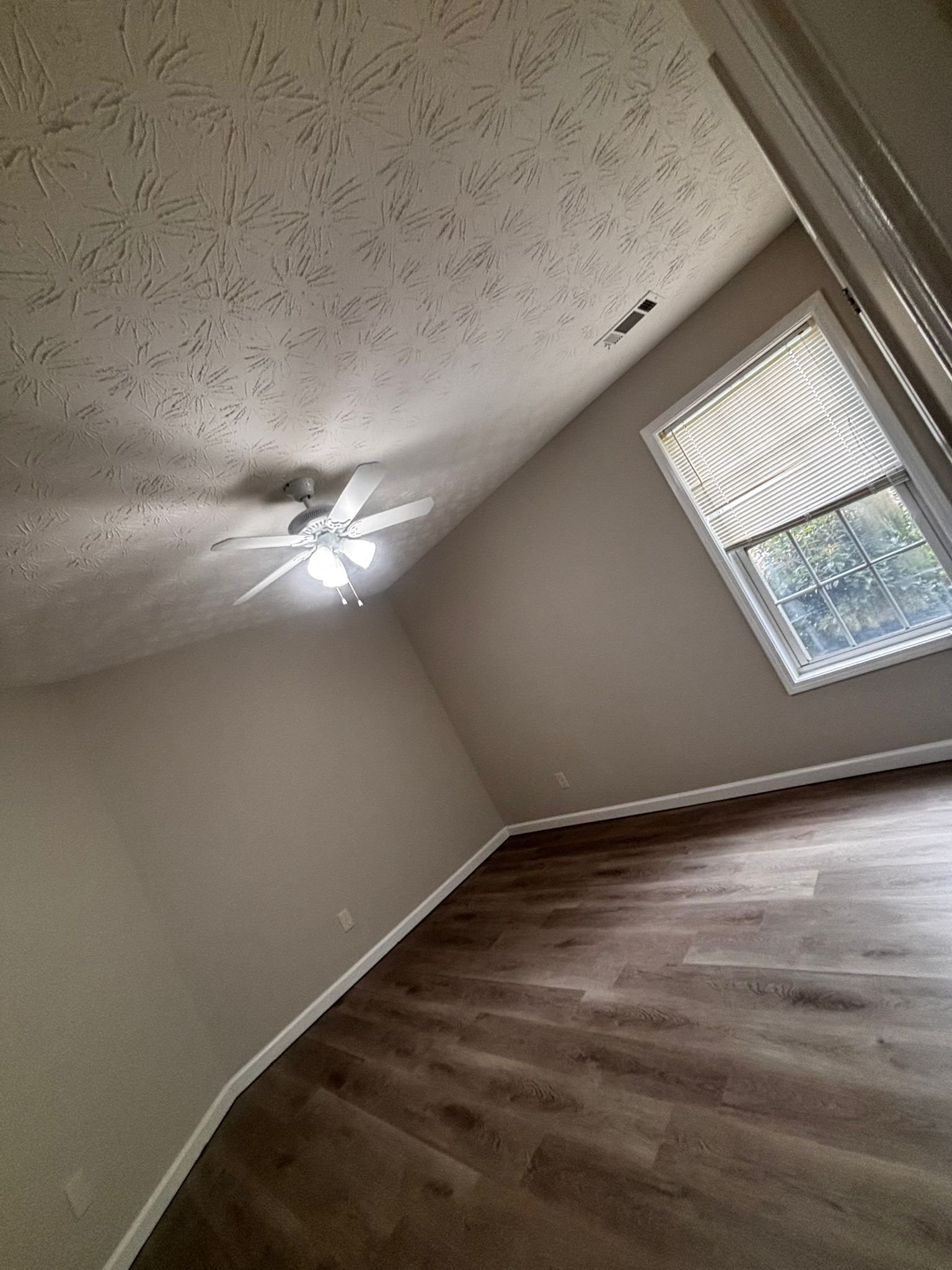 URI Painting & Renovation LLC