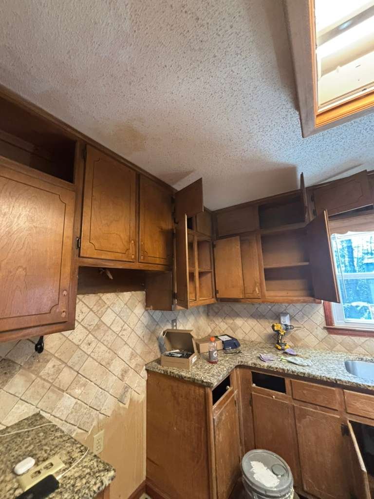 URI Painting & Renovation LLC