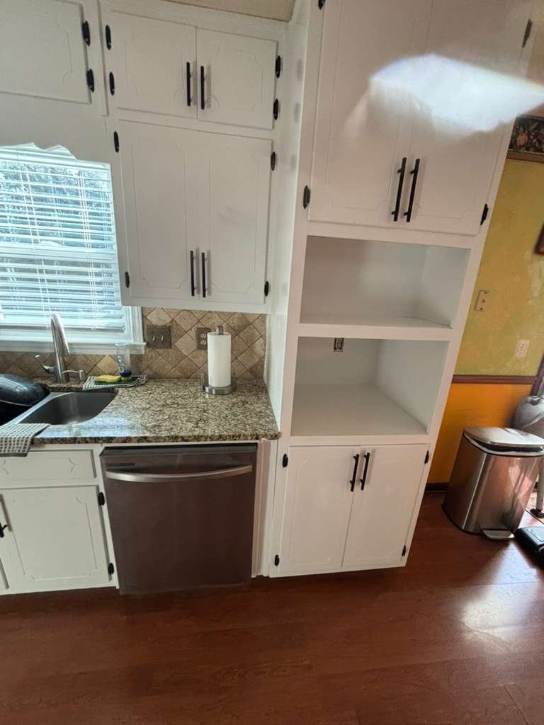 URI Painting & Renovation LLC