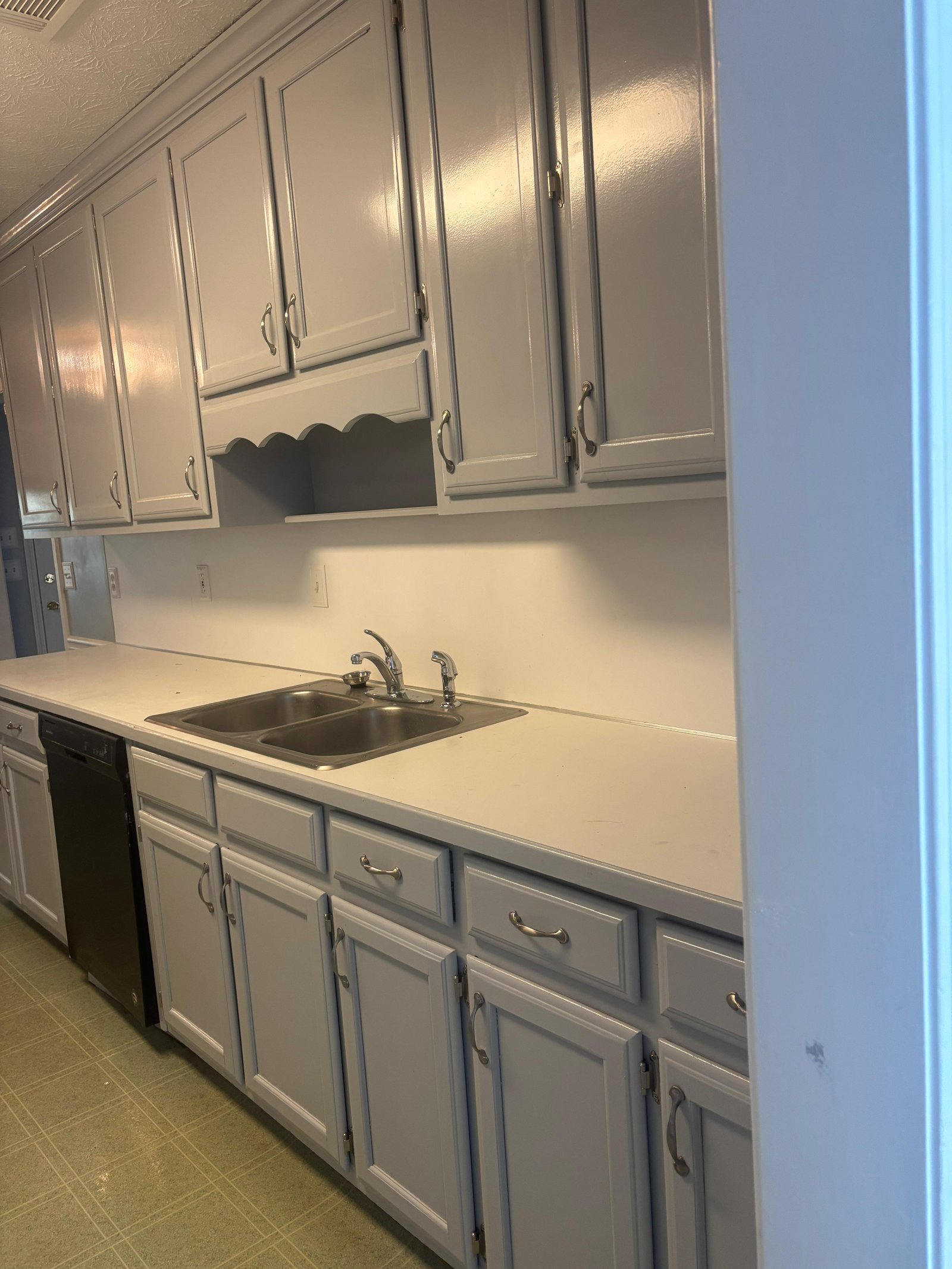 URI Painting & Renovation LLC