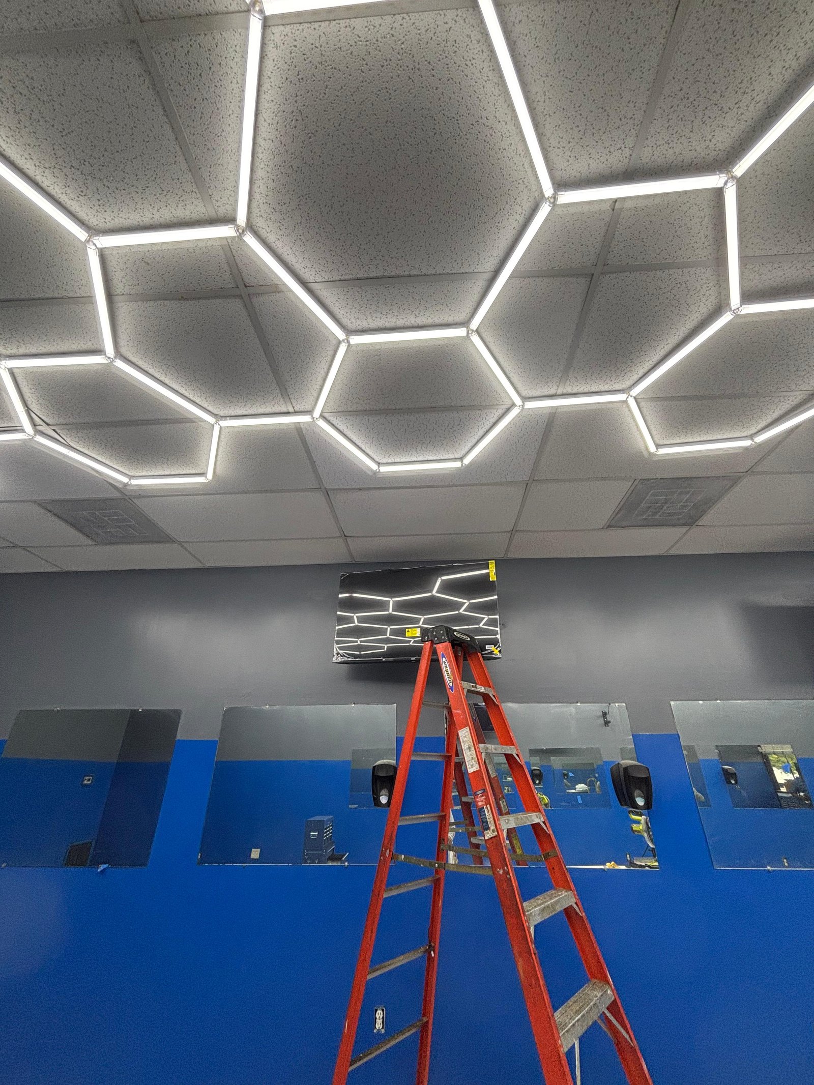 URI Painting & Renovation LLC