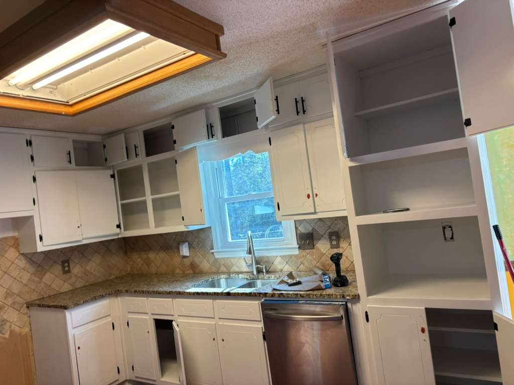 URI Painting & Renovation LLC