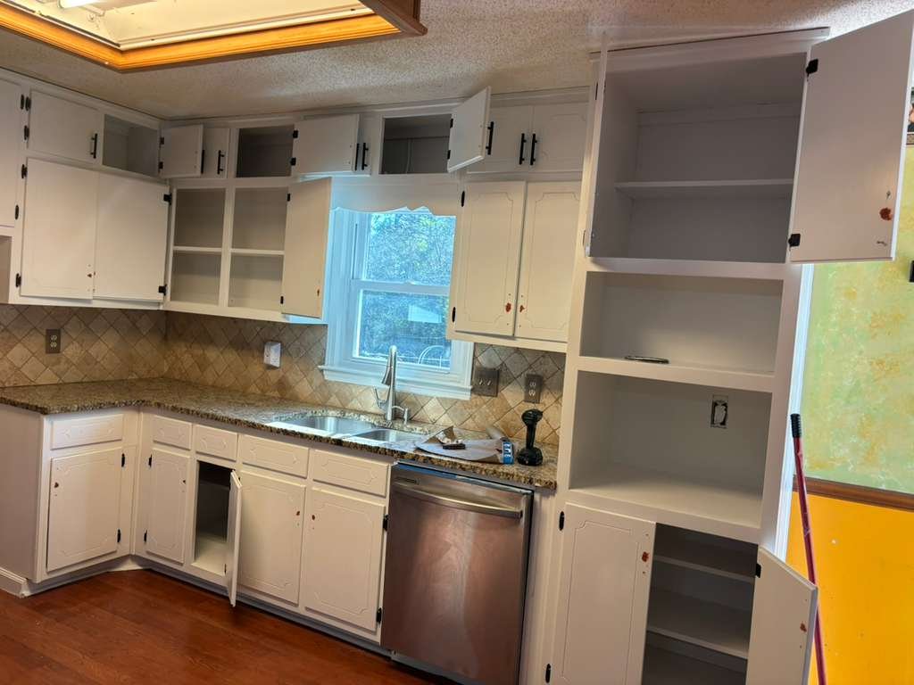 URI Painting & Renovation LLC