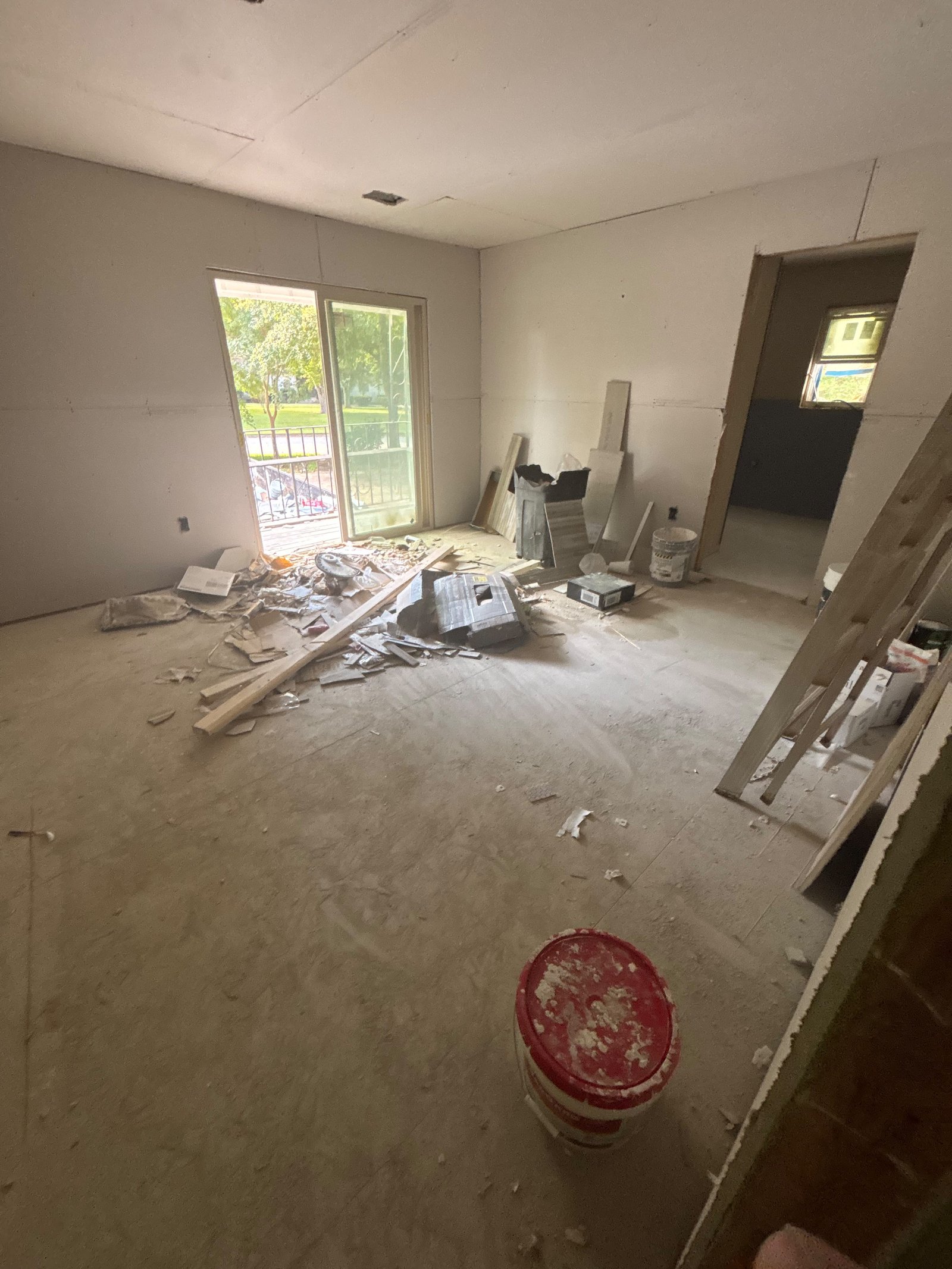 URI Painting & Renovation LLC