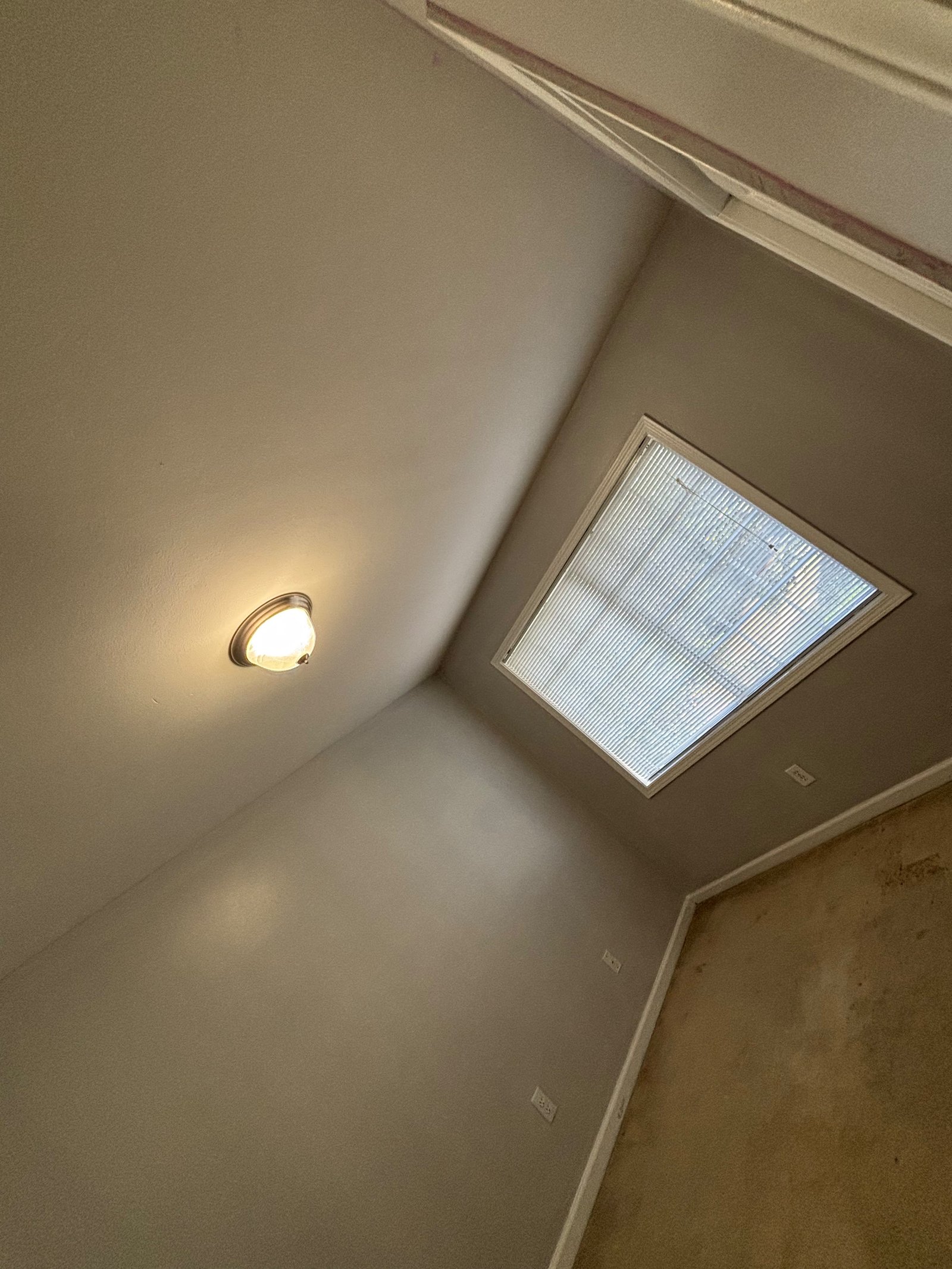 URI Painting & Renovation LLC