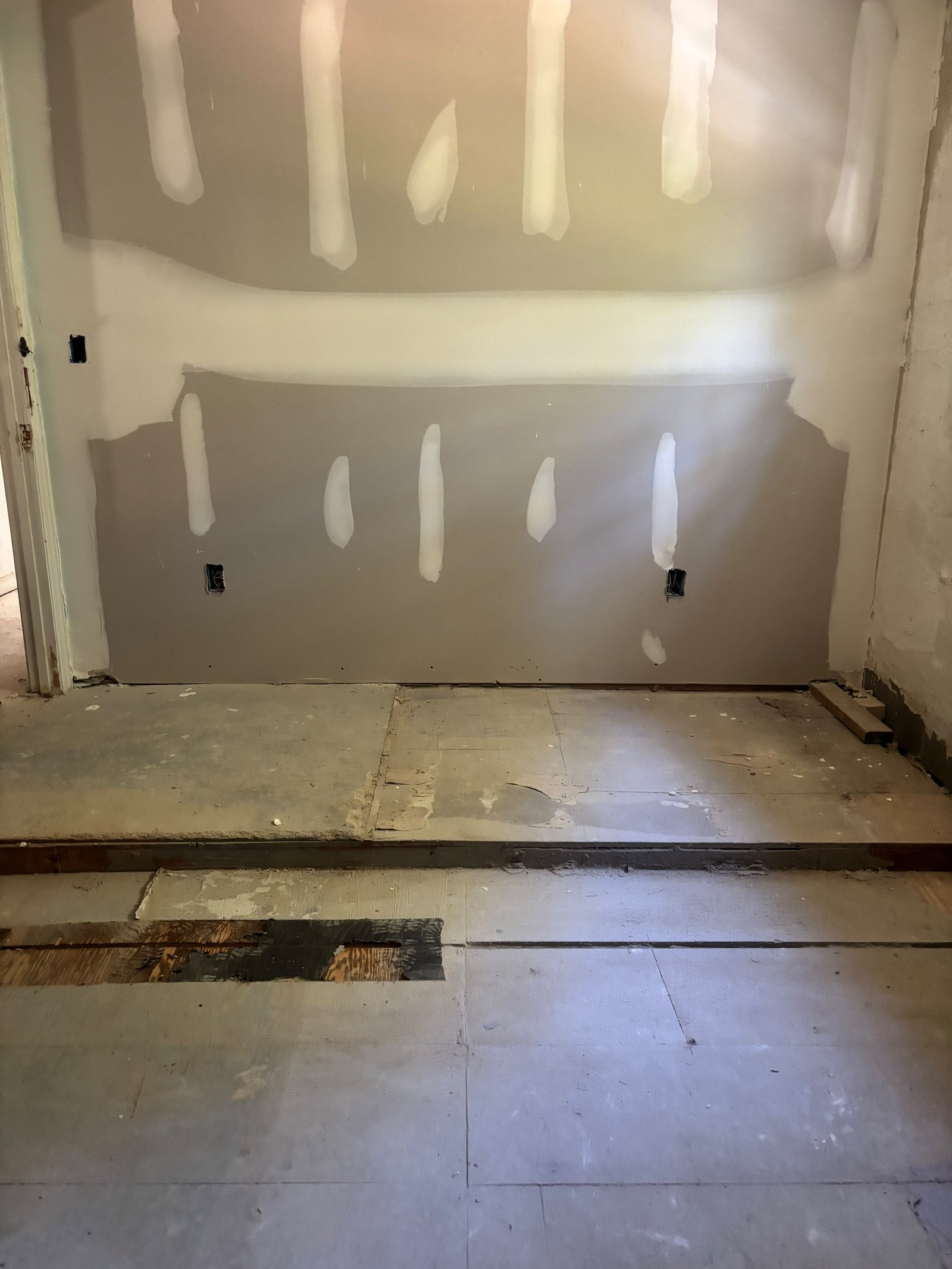URI Painting & Renovation LLC