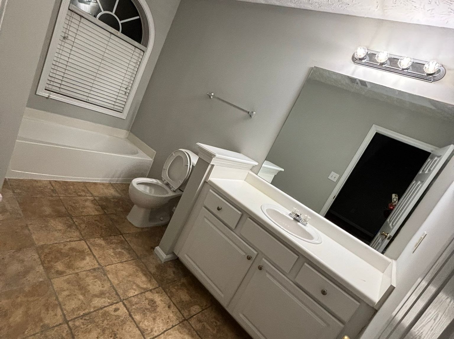 URI Painting & Renovation LLC