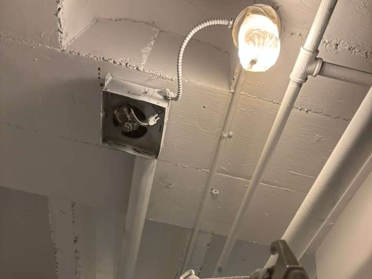 URI Painting & Renovation LLC