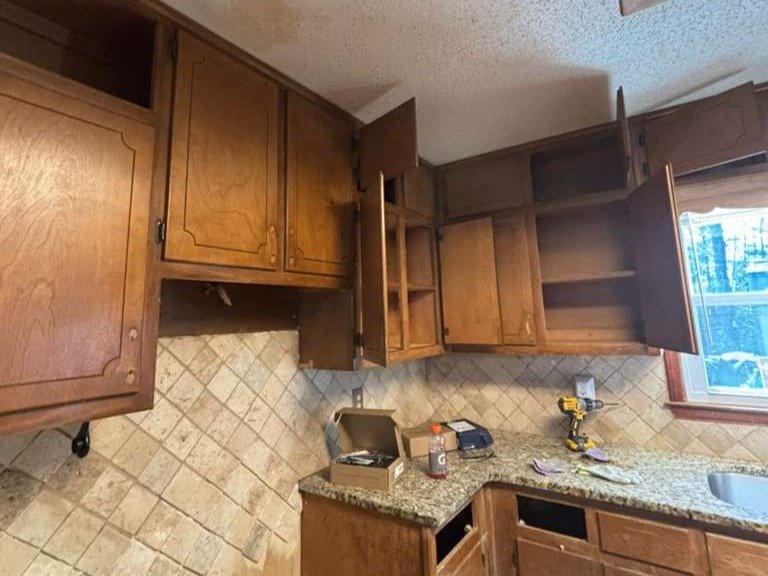 URI Painting & Renovation LLC